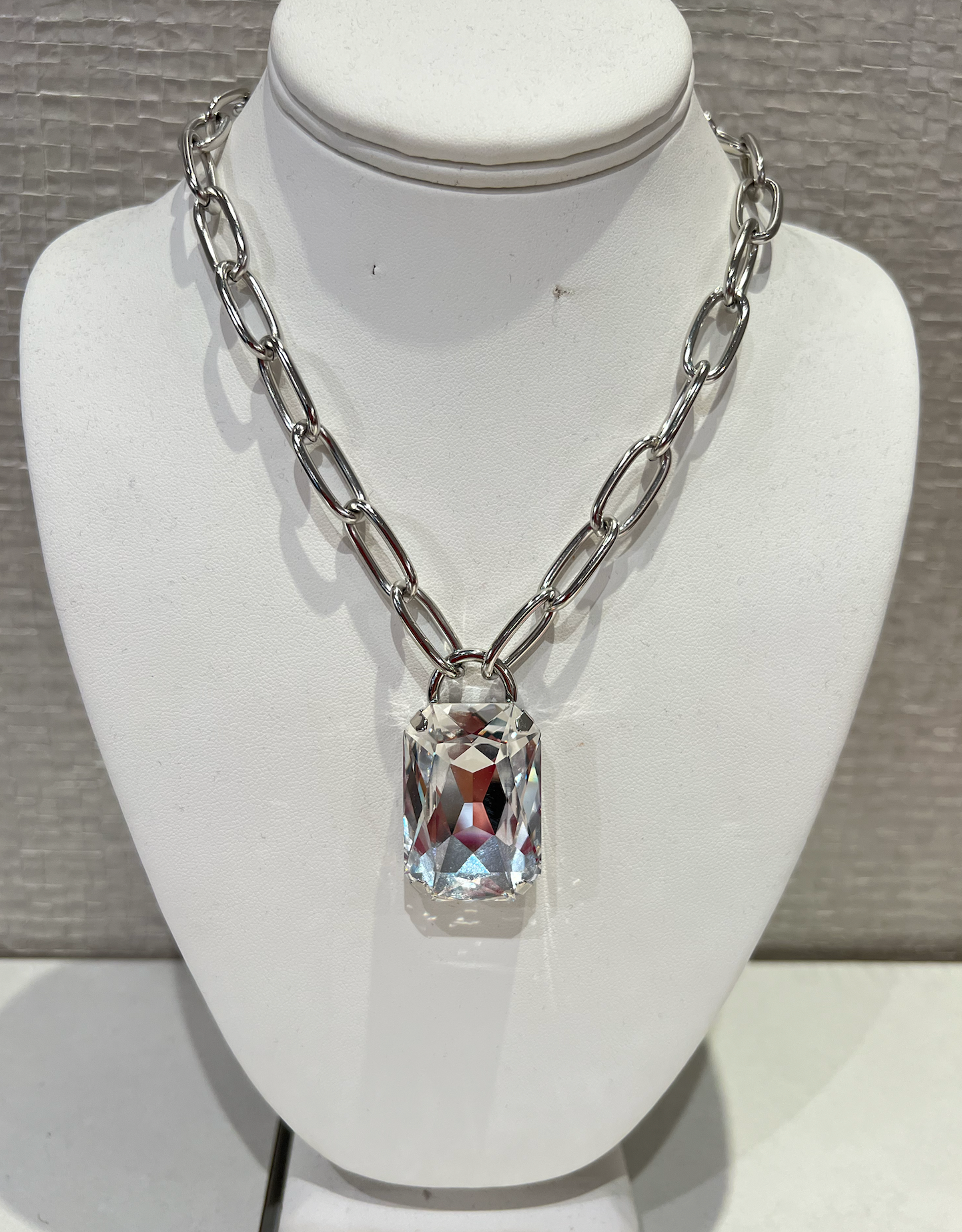 Load image into Gallery viewer, Crystal Necklace (More Colors)
