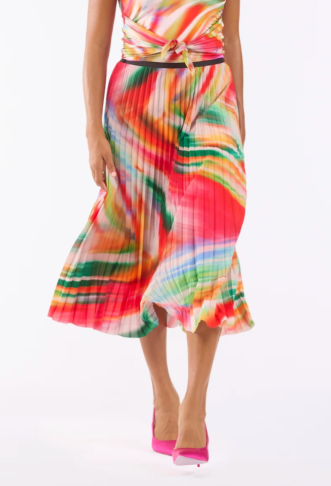BOLD SWIRL PLEATED SKIRT