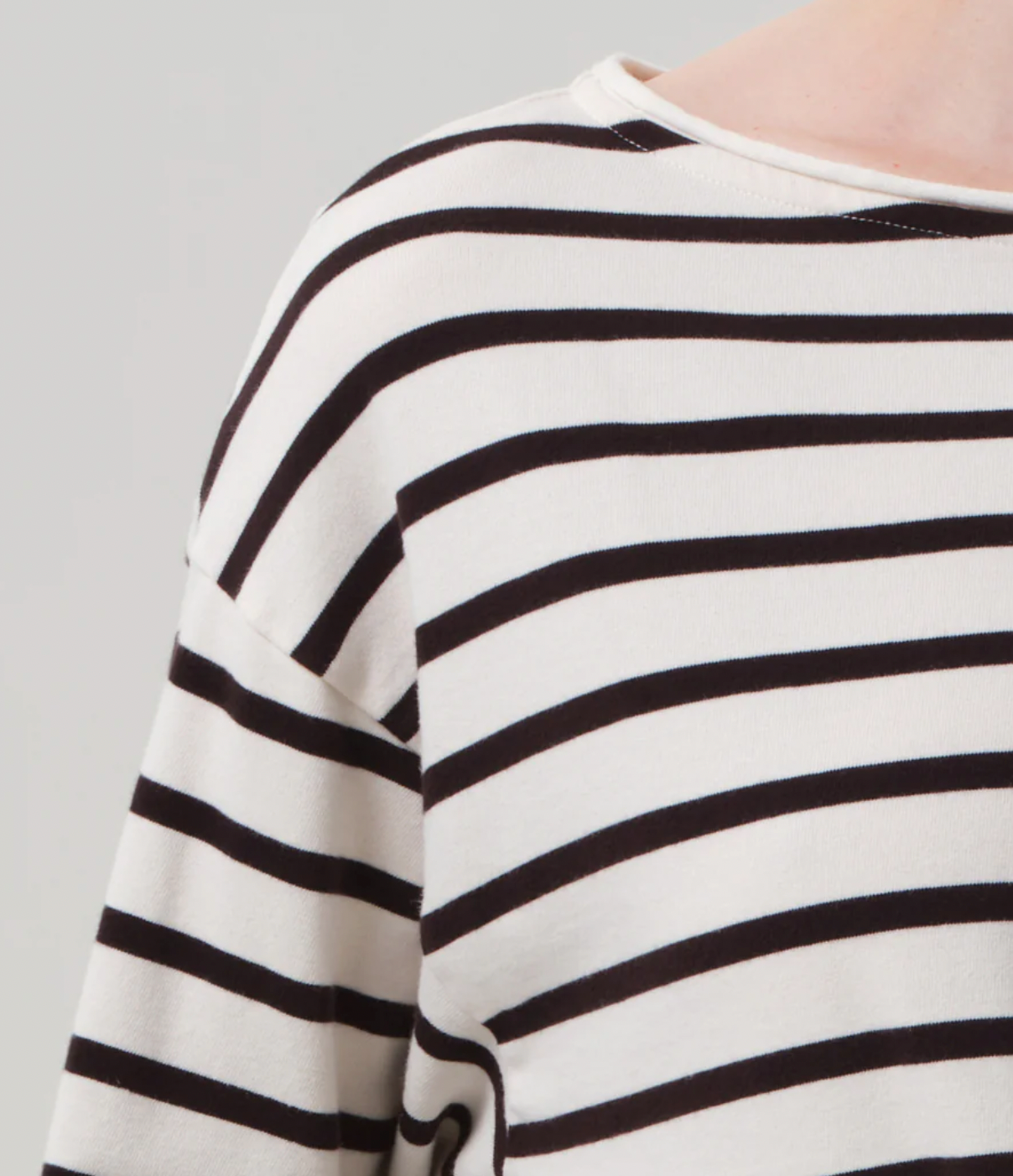 BOAT NECK TOP