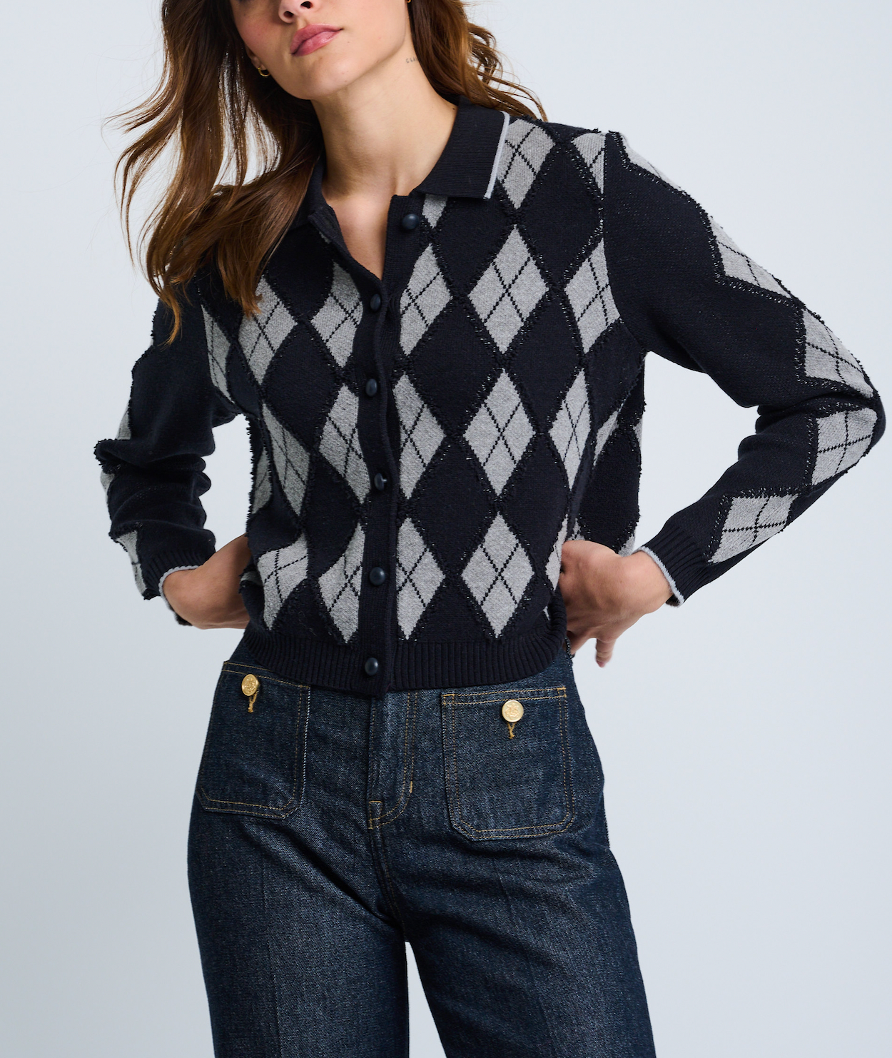 DIAMOND DIP SWEATER