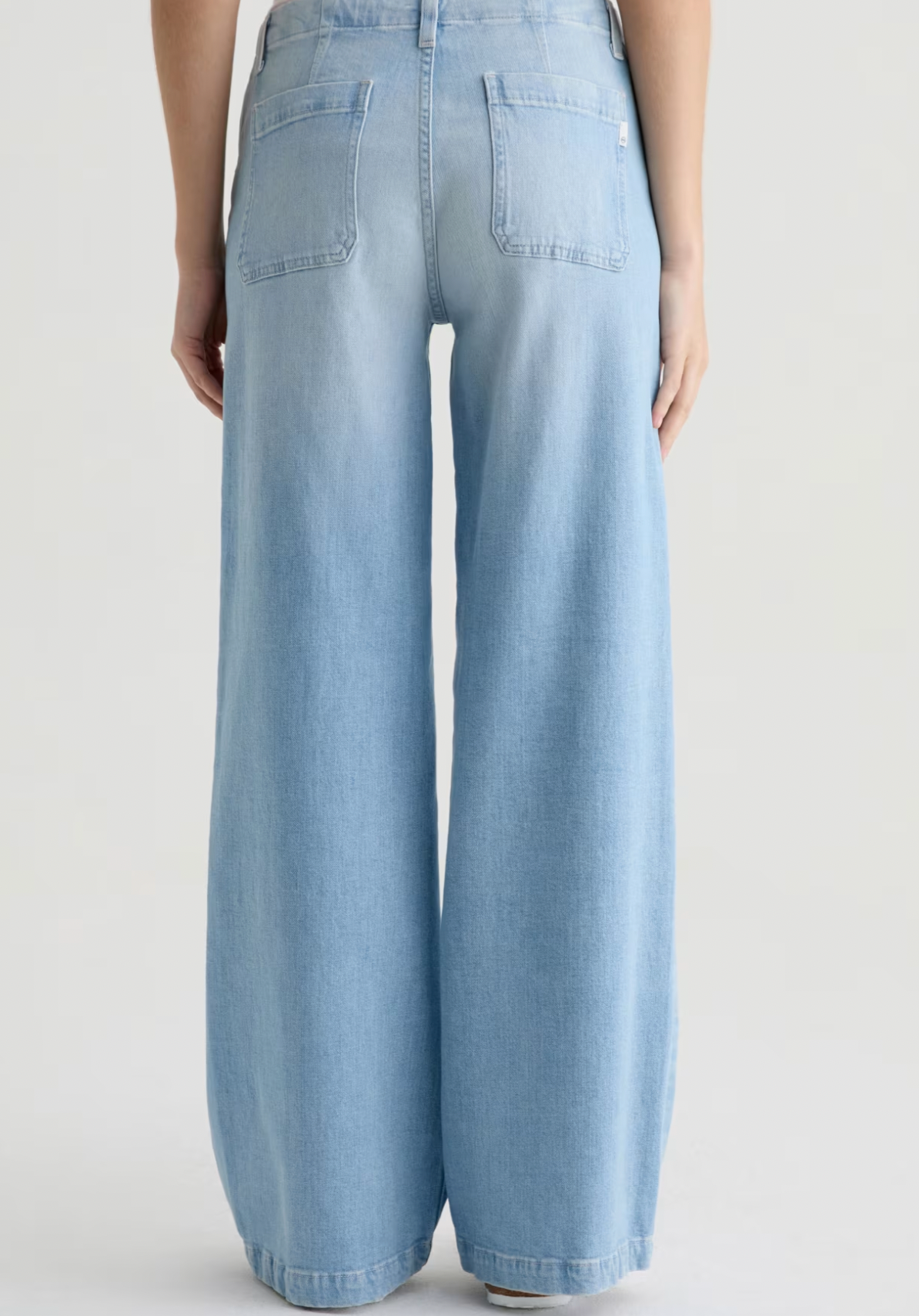 STELLA CINCHED