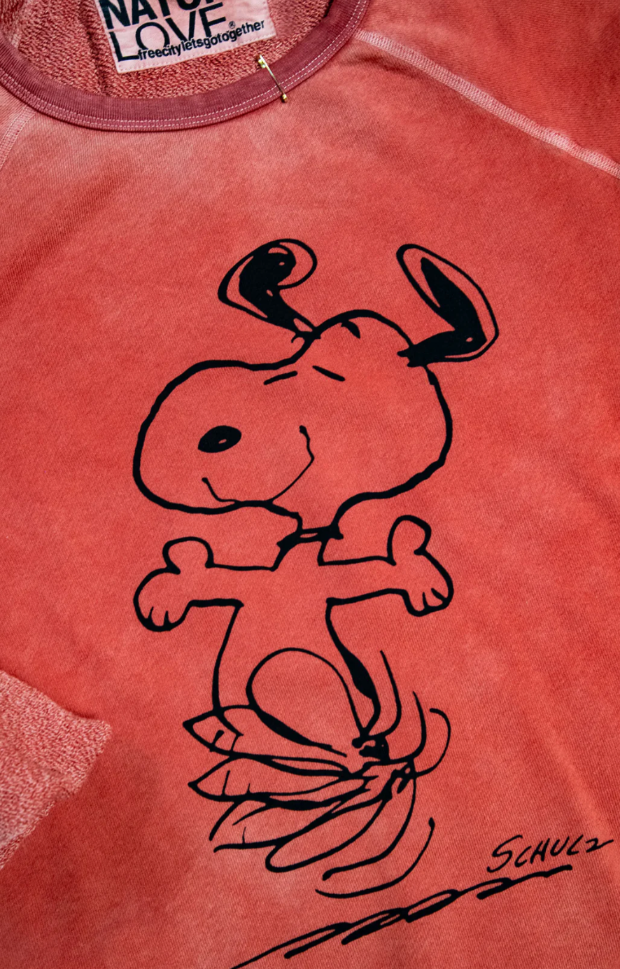 SNOOPY SWEATSHIRT