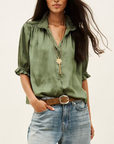TURTLE NECK BLOUSE
