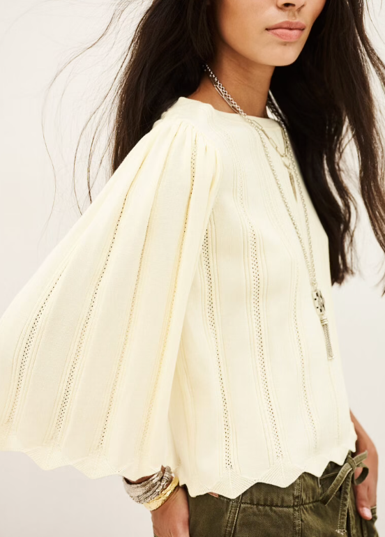 SORE SWEATER