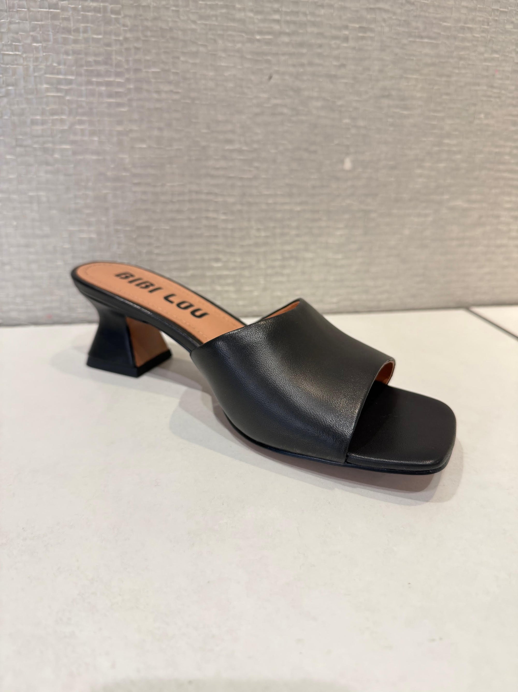 ZIA HEELED SANDAL